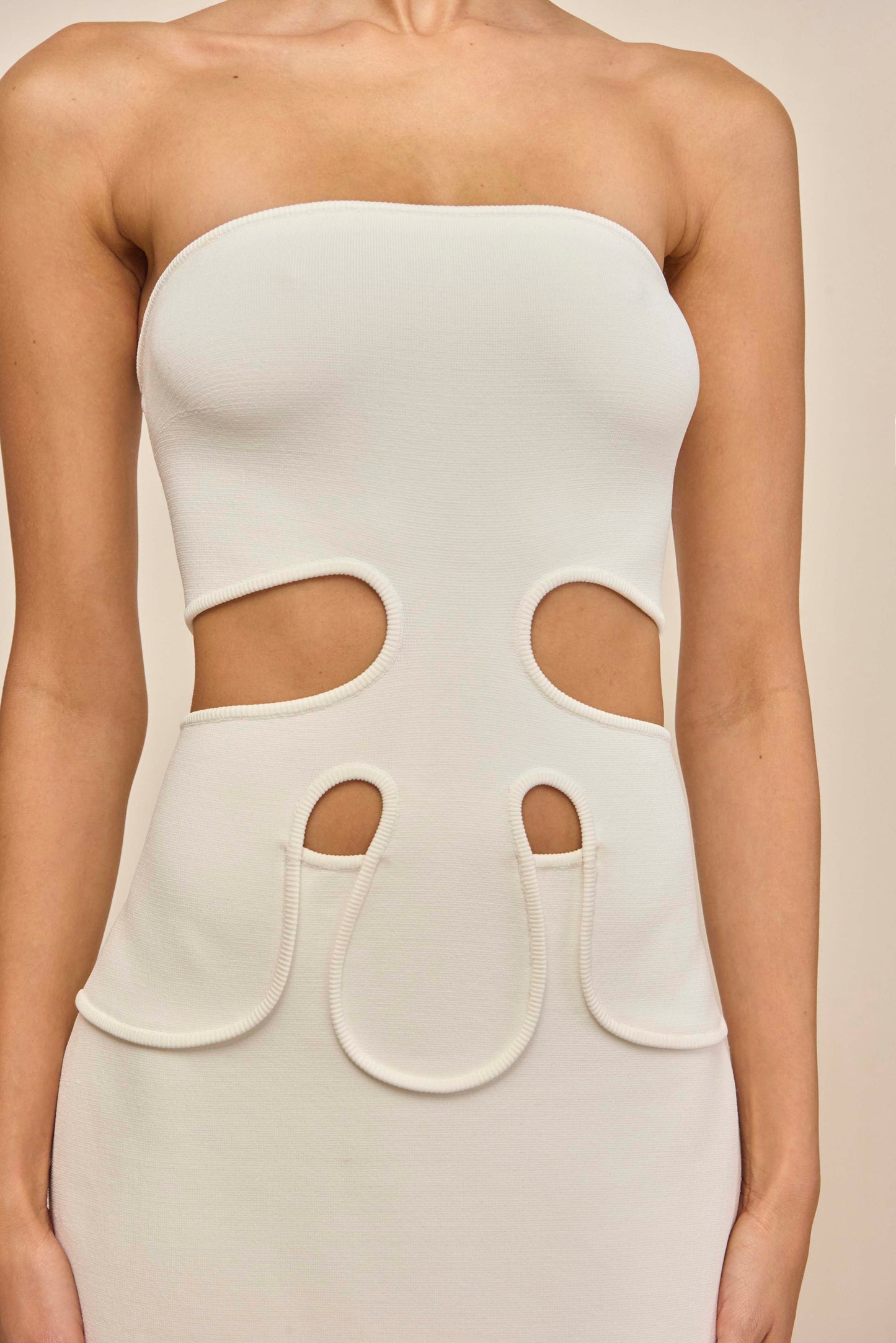 BRUNELO KNIT DRESS - OFF WHITE