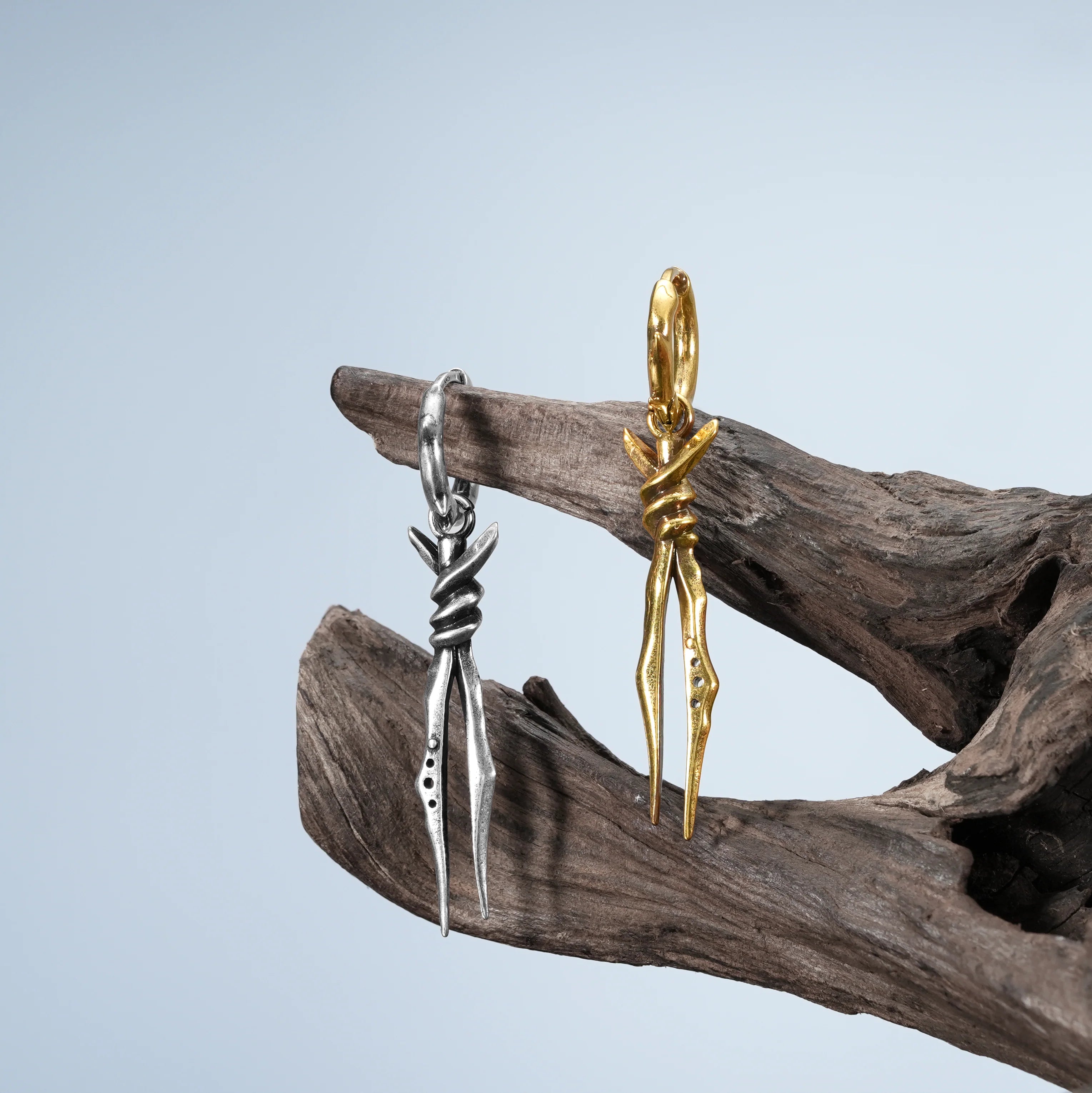 BOUND TWIN EARRINGS